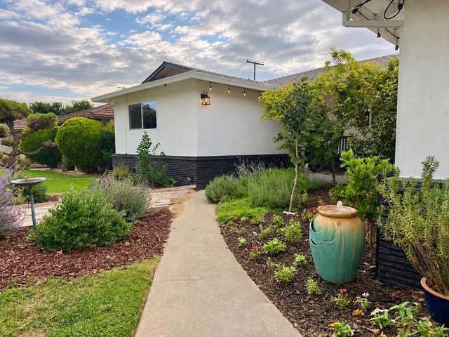 812 Skipper Cir, Sacramento, CA 95822