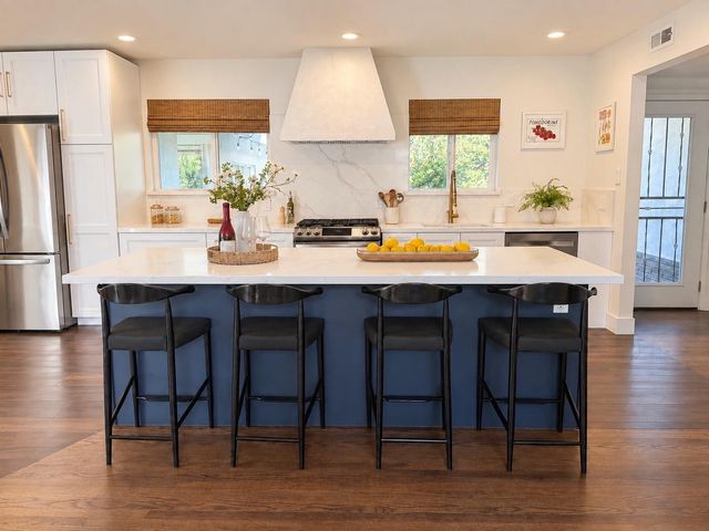 812 Skipper Cir, Sacramento, CA 95822