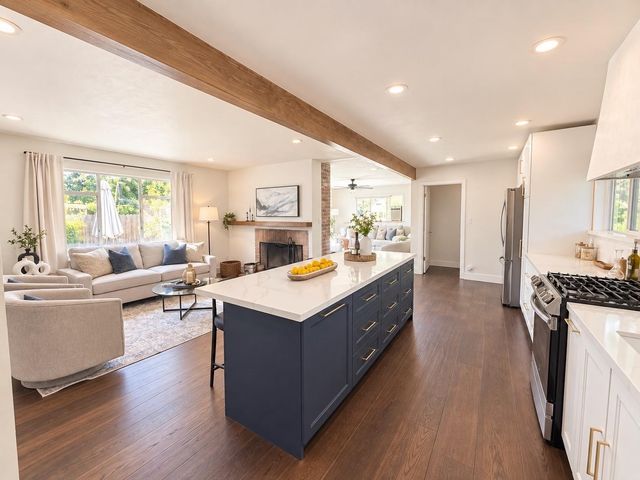 812 Skipper Cir, Sacramento, CA 95822