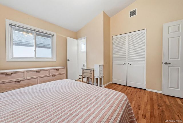 3965 Darby Lane, Seaford, NY 11783