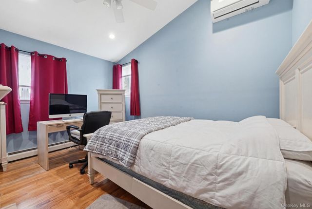 3965 Darby Lane, Seaford, NY 11783