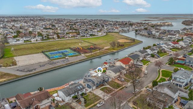 3965 Darby Lane, Seaford, NY 11783