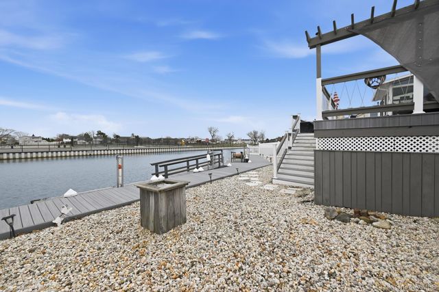 3965 Darby Lane, Seaford, NY 11783