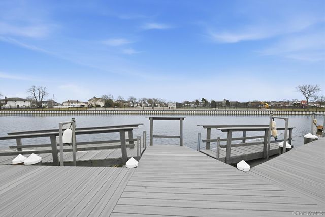 3965 Darby Lane, Seaford, NY 11783