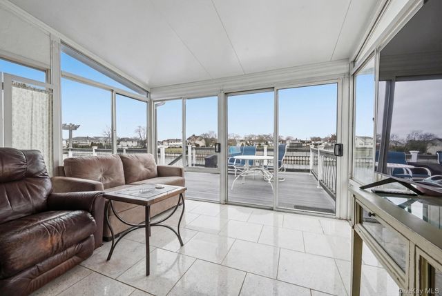 3965 Darby Lane, Seaford, NY 11783