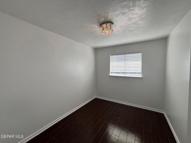 8079 DISNEY Drive, El Paso, TX 79907