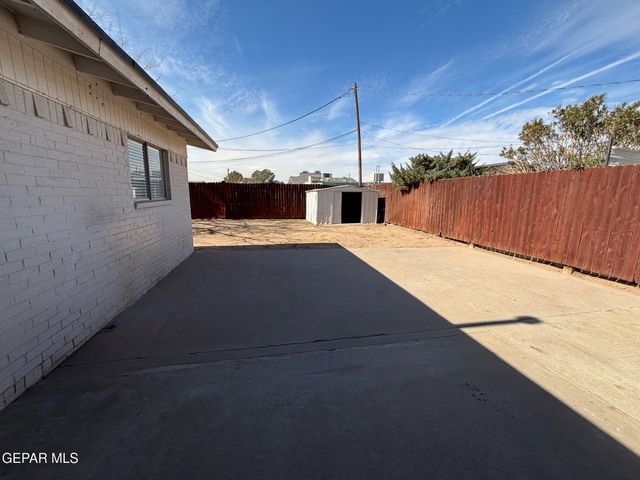 8079 DISNEY Drive, El Paso, TX 79907