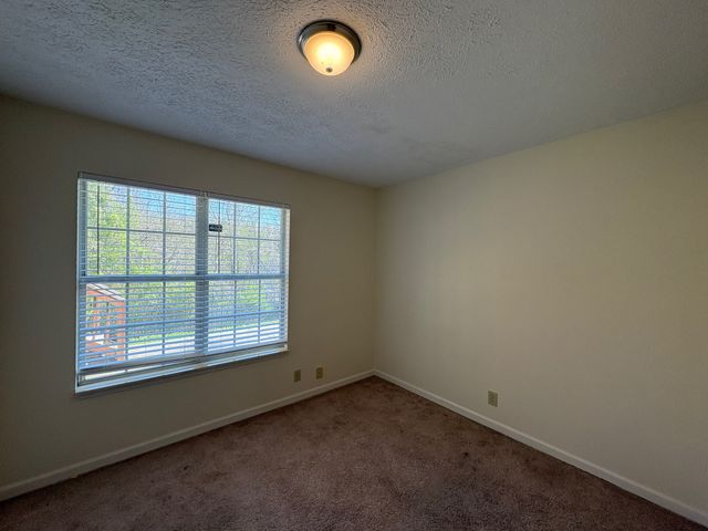 5268 Village Way, Nashville, TN 37211