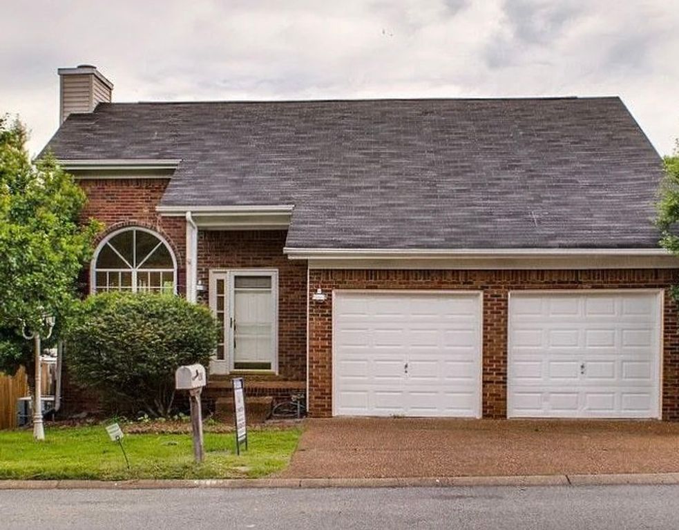 5268 Village Way, Nashville, TN 37211