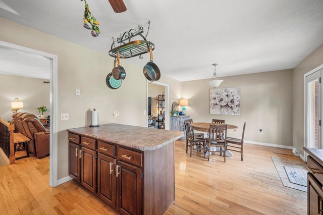 129 Carlton Court, Richmond, KY 40475