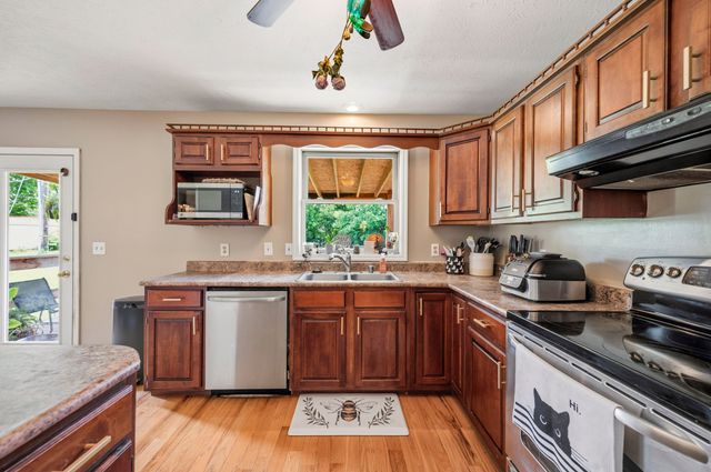 129 Carlton Court, Richmond, KY 40475