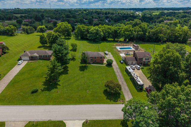129 Carlton Court, Richmond, KY 40475