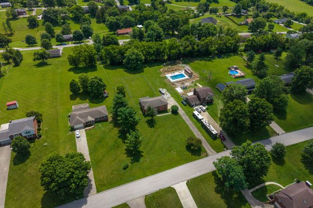 129 Carlton Court, Richmond, KY 40475