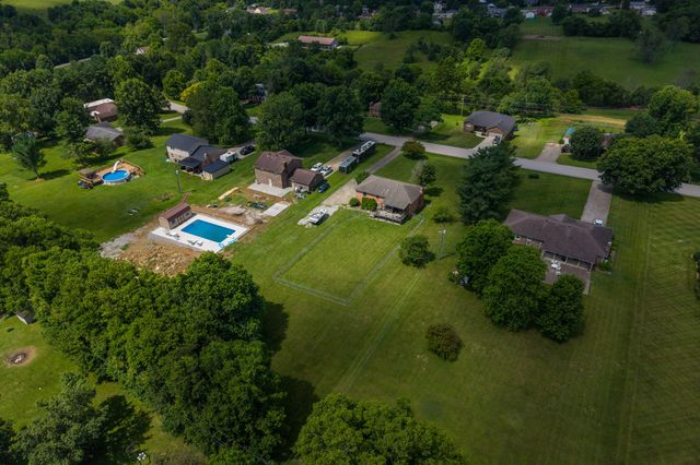 129 Carlton Court, Richmond, KY 40475
