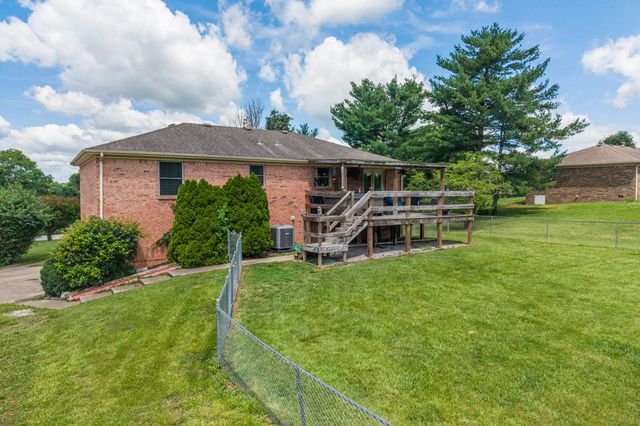 129 Carlton Court, Richmond, KY 40475