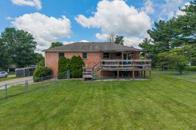 129 Carlton Court, Richmond, KY 40475