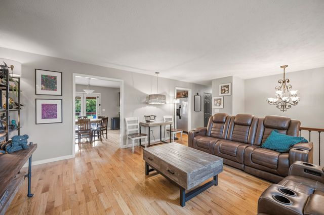 129 Carlton Court, Richmond, KY 40475
