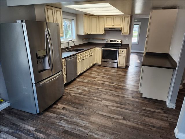 1249 Park Garden Road, Great Falls, MT 59404