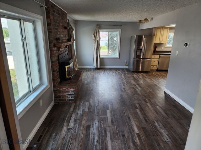 1249 Park Garden Road, Great Falls, MT 59404