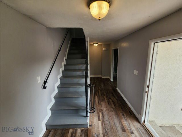 1249 Park Garden Road, Great Falls, MT 59404