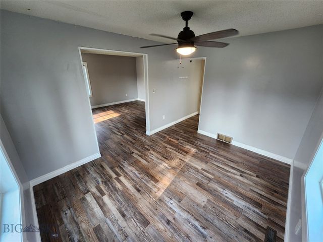 1249 Park Garden Road, Great Falls, MT 59404
