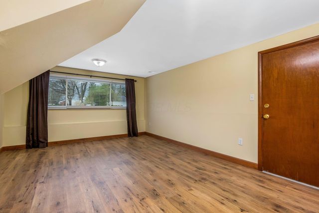280 Woodsview Drive, Canal Winchester, OH 43110