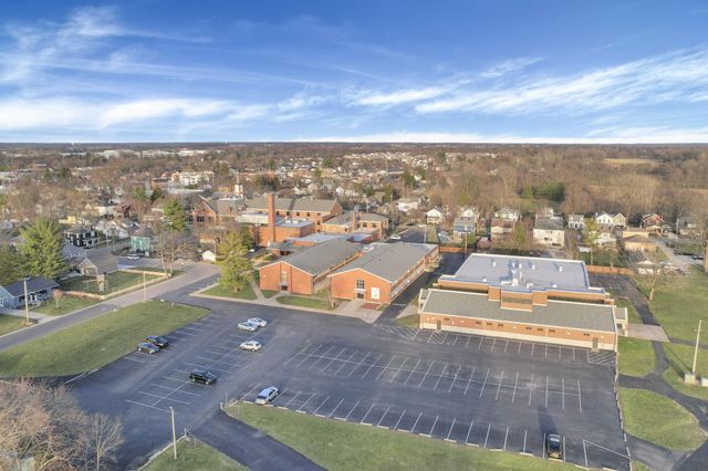 280 Woodsview Drive, Canal Winchester, OH 43110