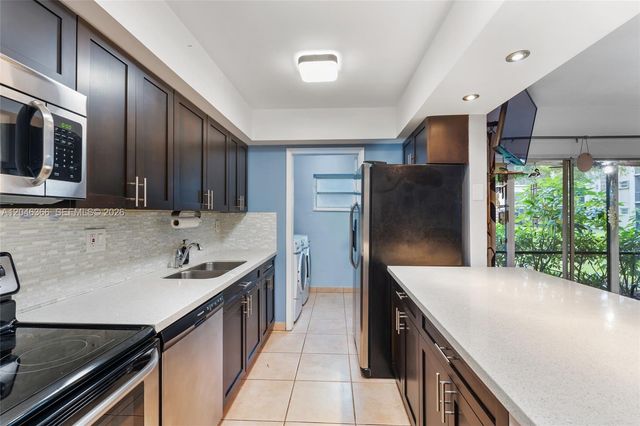 8401 SW 107th Ave 144E, Miami, FL 33173