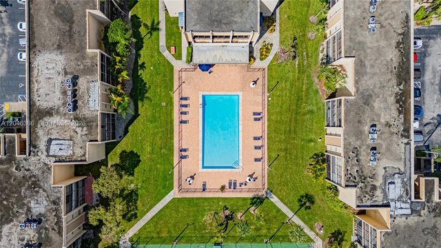 8401 SW 107th Ave 144E, Miami, FL 33173