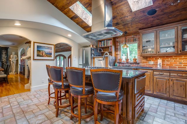 2603 Simondale Drive, Fort Worth, TX 76109