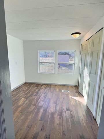 1522 County Road 404, Alton, MO 65606