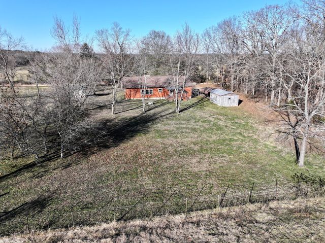 1522 County Road 404, Alton, MO 65606
