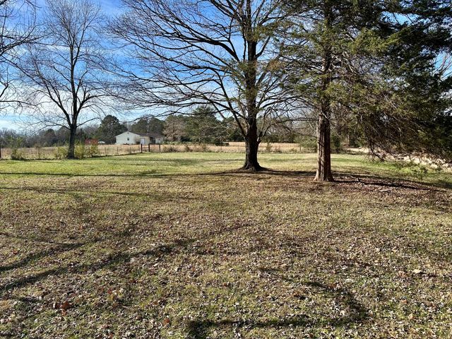 1522 County Road 404, Alton, MO 65606