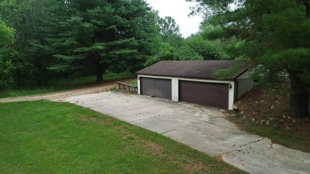 21632 90th Avenue, Evart, MI 49631