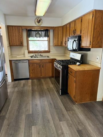 21632 90th Avenue, Evart, MI 49631