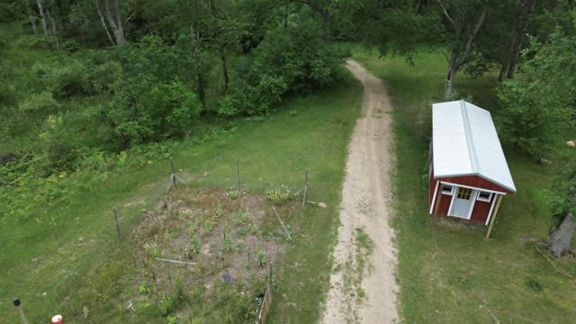 21632 90th Avenue, Evart, MI 49631