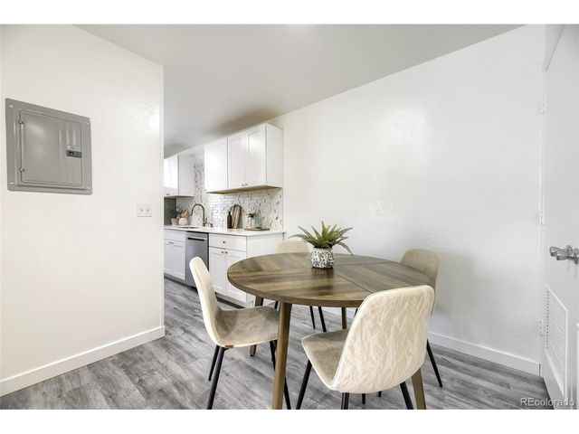 7953 Chase Cir 200, Arvada, CO 80003