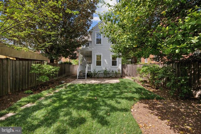 1707 IRVING STREET, Washington, DC 20018