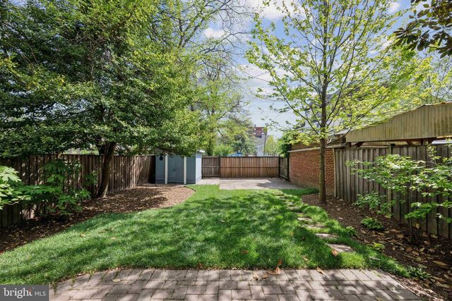 1707 IRVING STREET, Washington, DC 20018