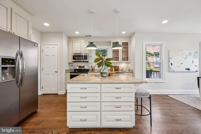 1707 IRVING STREET, Washington, DC 20018