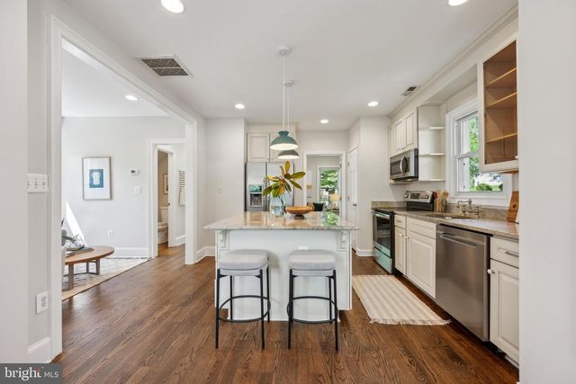 1707 IRVING STREET, Washington, DC 20018