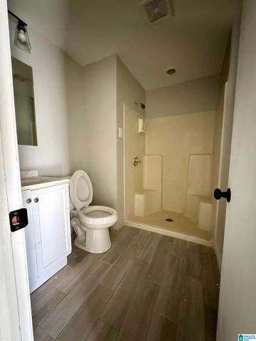 628 HEFLIN AVENUE E, Birmingham, AL 35214