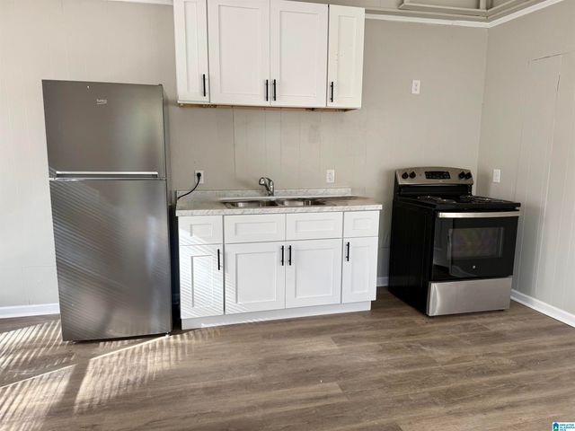 628 HEFLIN AVENUE E, Birmingham, AL 35214