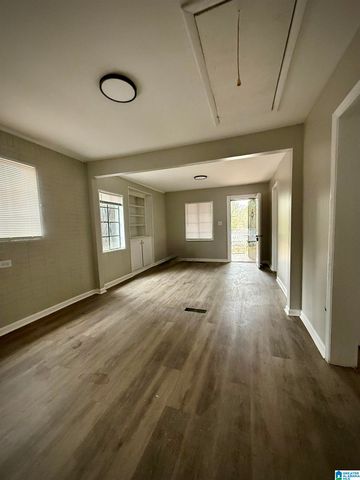 628 HEFLIN AVENUE E, Birmingham, AL 35214