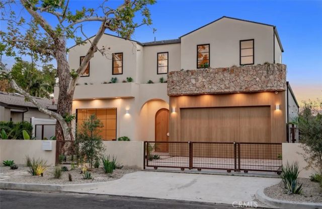 11746 Blix, Valley Village, CA 91607