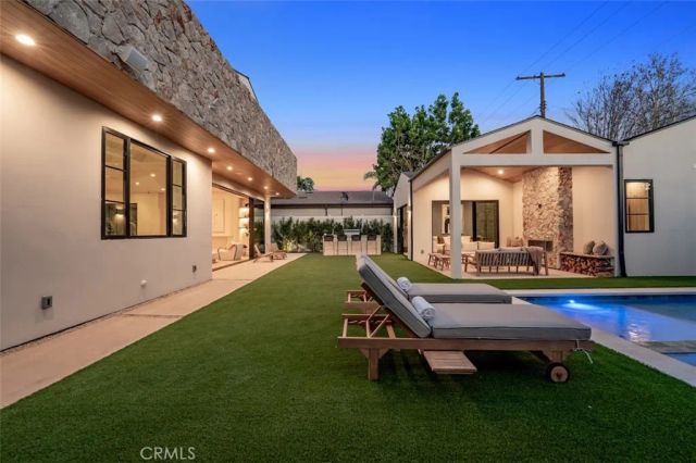 11746 Blix, Valley Village, CA 91607