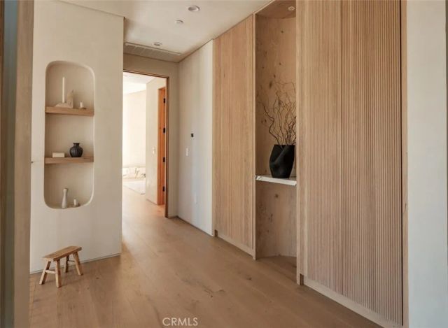 11746 Blix, Valley Village, CA 91607