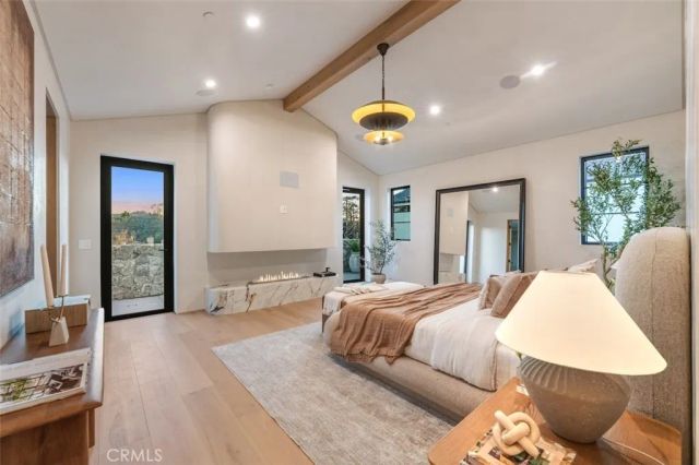 11746 Blix, Valley Village, CA 91607