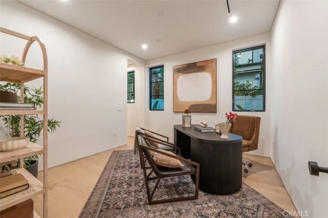 11746 Blix, Valley Village, CA 91607