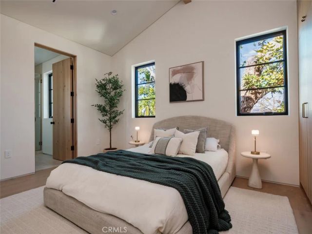 11746 Blix, Valley Village, CA 91607